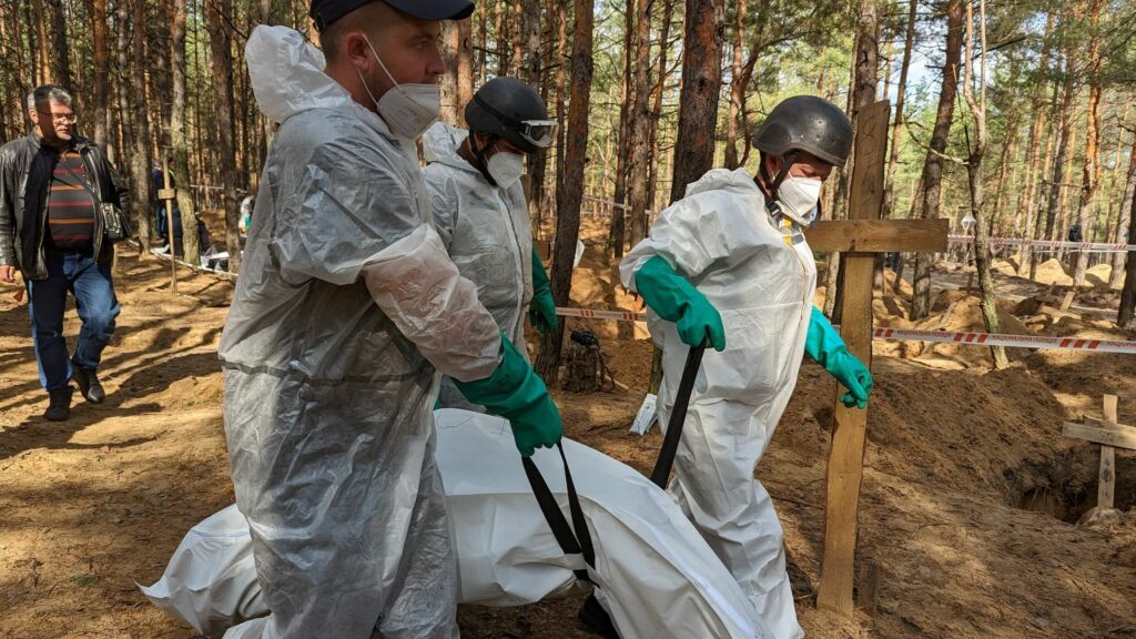 Zniszczenia i masowe groby. Obraz Izium po wyzwoleniu.