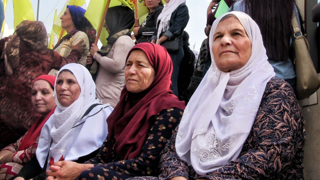 Dlaczego Turcja atakuje w północnej Syrii? Kurdowie pod ostrzałem.